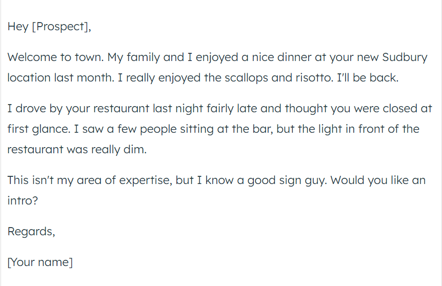 Email outreach template with offer from Hubspot 